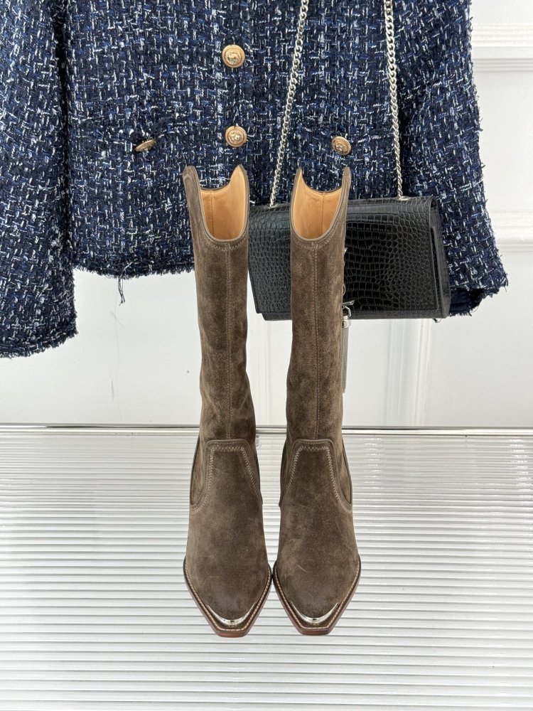 Чоботи жіночі фото 4