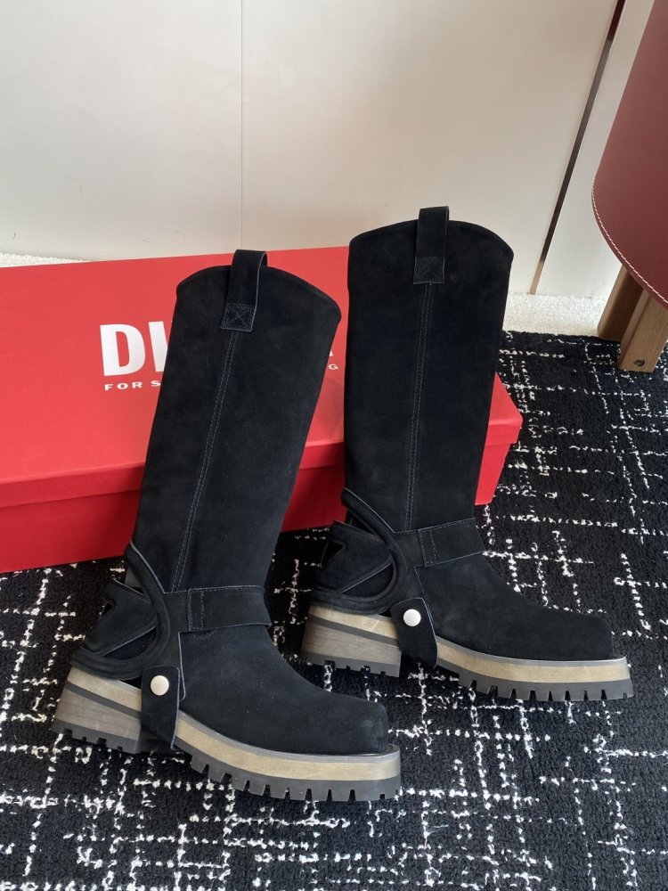 Чоботи жіночі фото 4