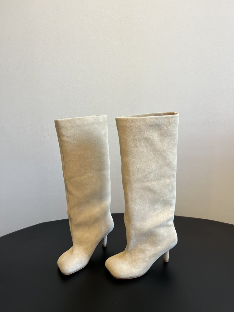 Чоботи жіночі фото 4