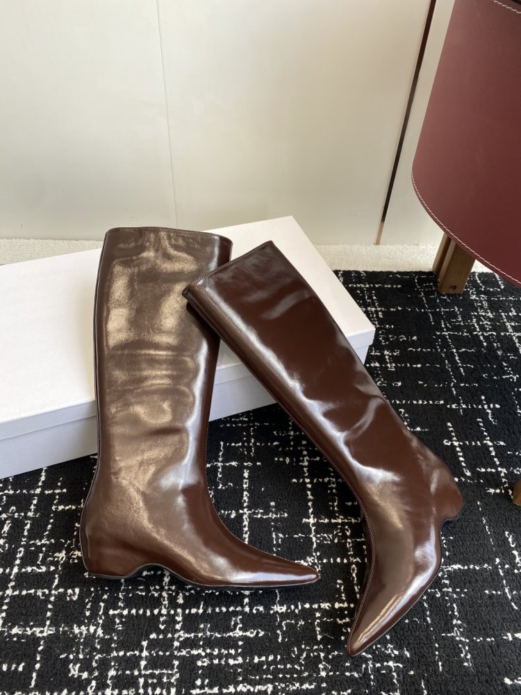 Сапоги женские фото 4