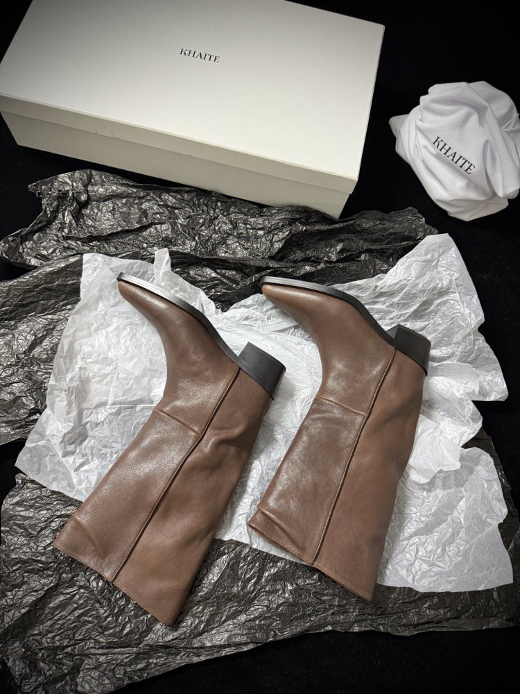 Сапоги женские фото 4