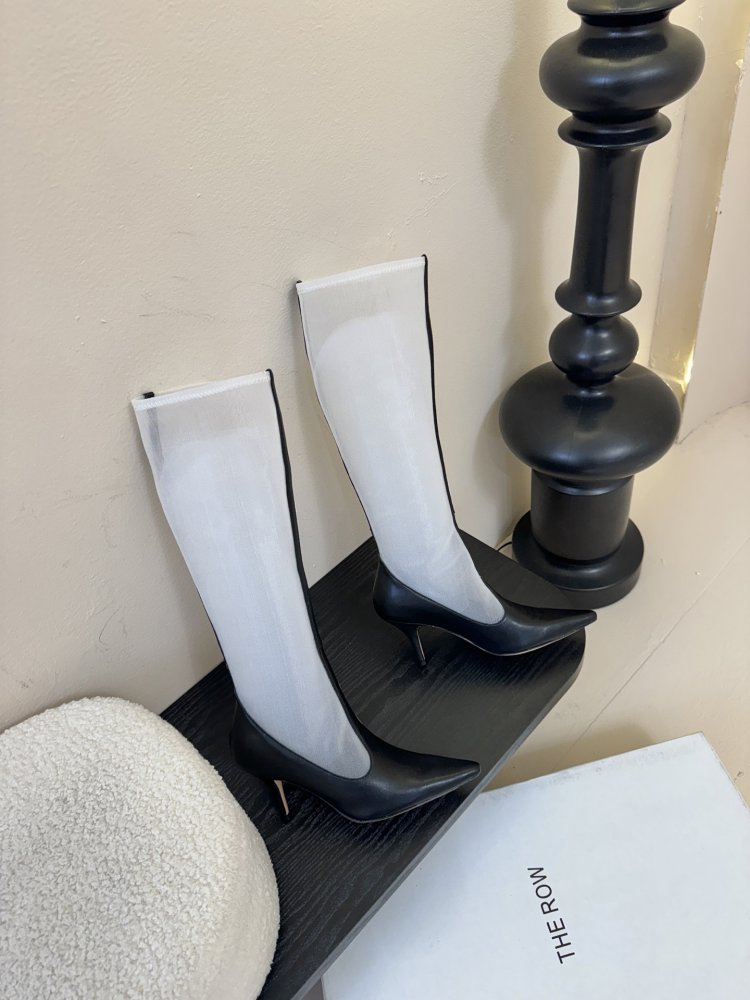 Сапоги женские фото 4