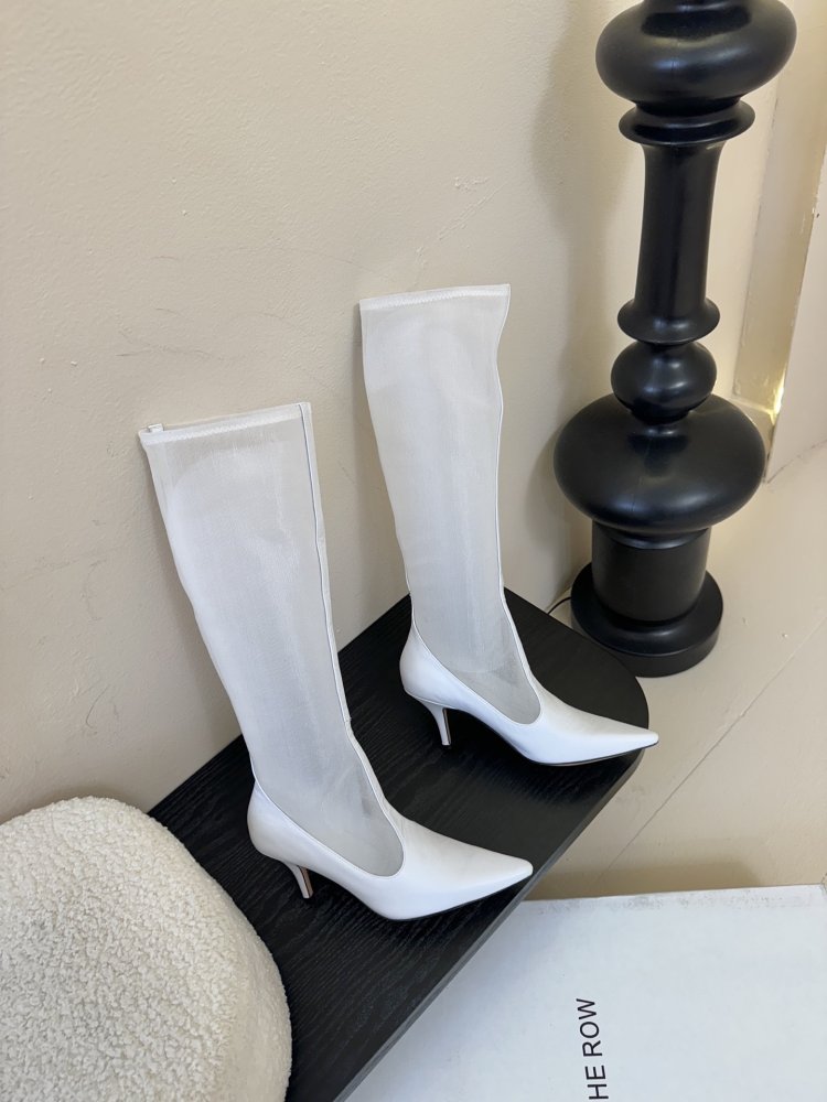 Сапоги женские фото 4