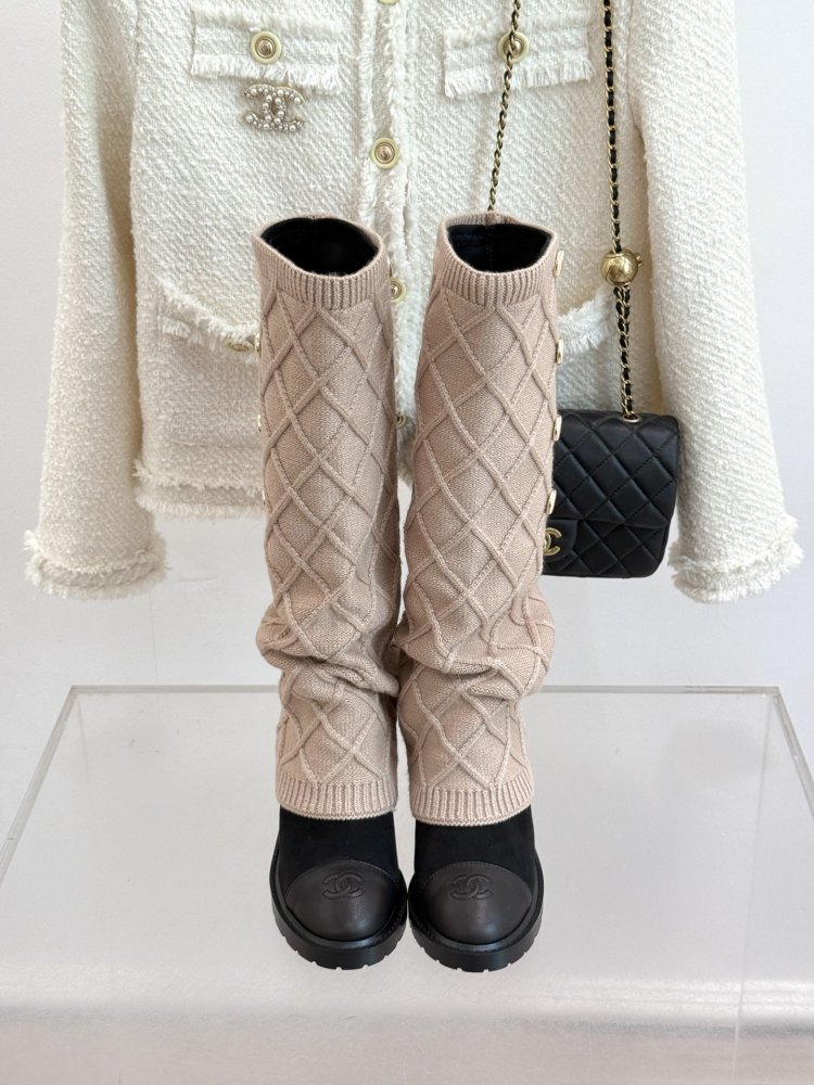 Сапоги женские фото 4