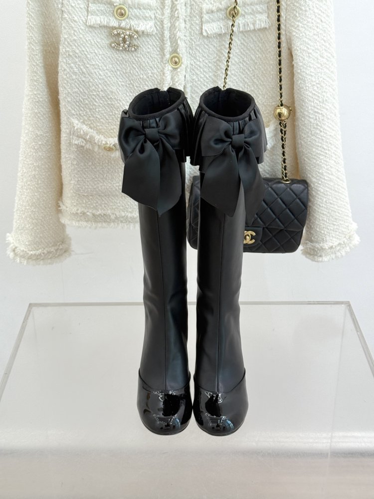 Сапоги женские фото 4