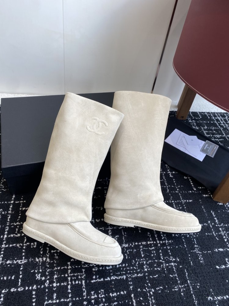 Сапоги женские фото 4