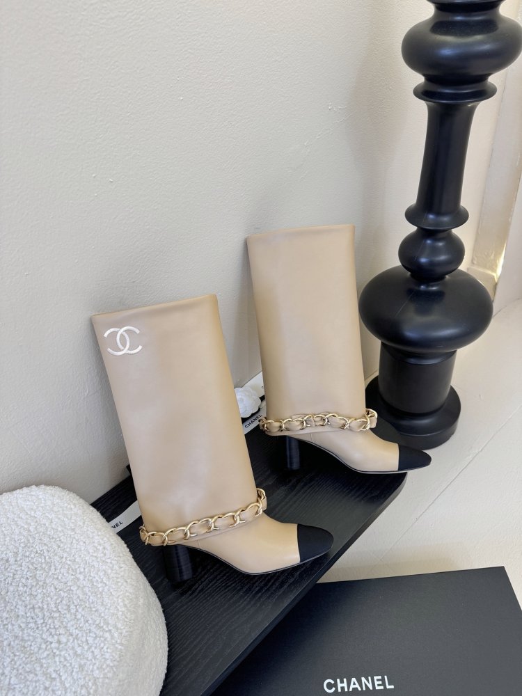 Сапоги женские фото 4