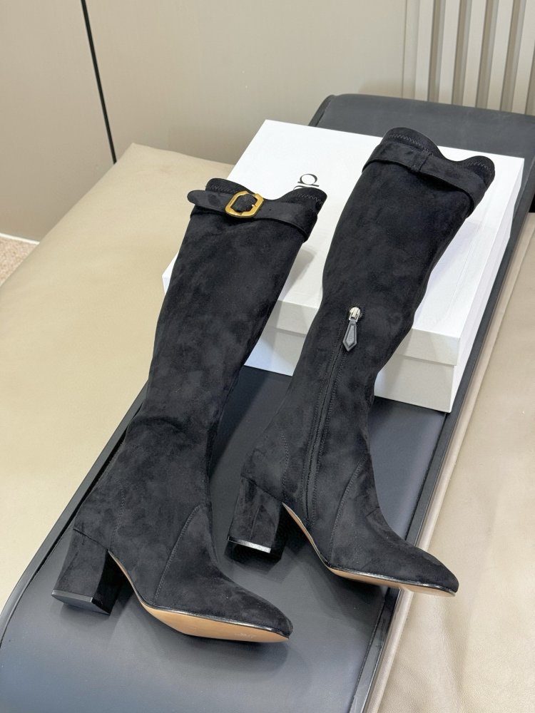 Сапоги женские фото 4