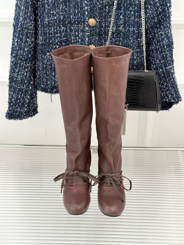 Сапоги женские фото 4