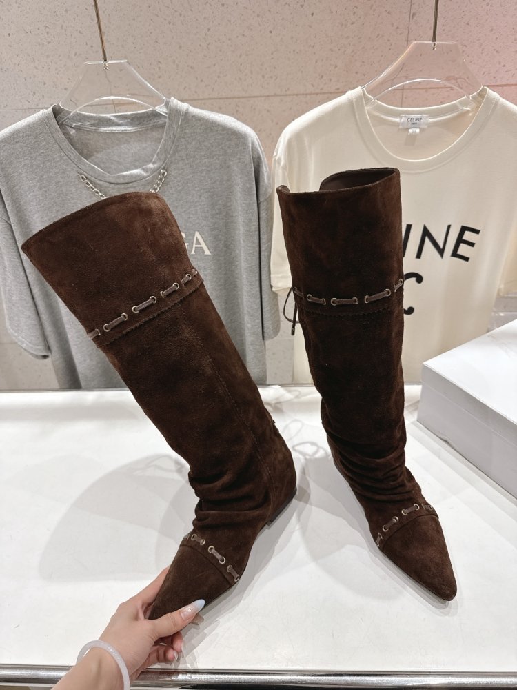 Сапоги женские фото 4