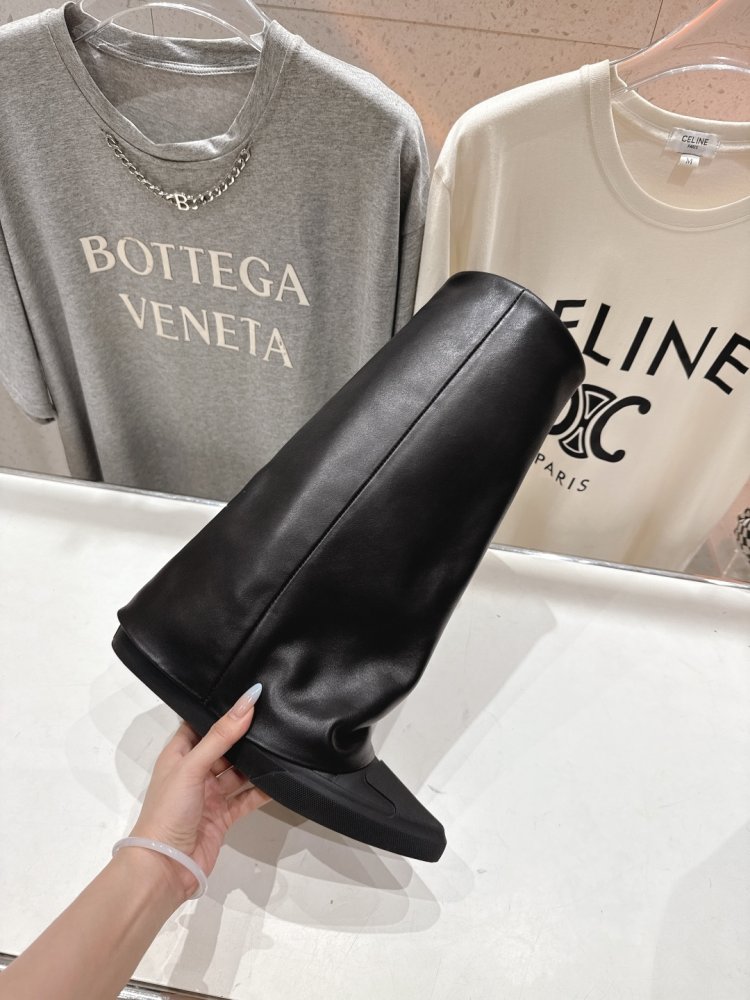 Чоботи жіночі фото 4