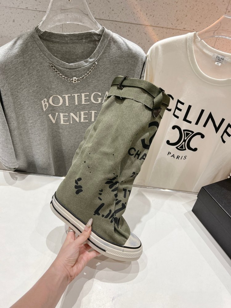 Сапоги женские фото 4