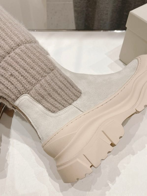 Сапоги женские фото 4