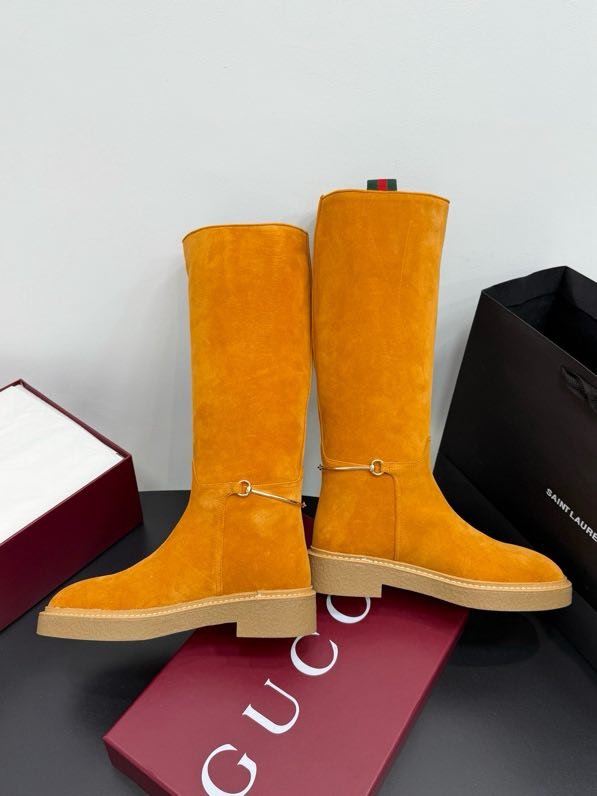 Сапоги женские фото 4