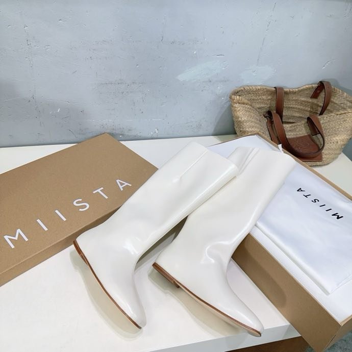 Сапоги женские фото 5