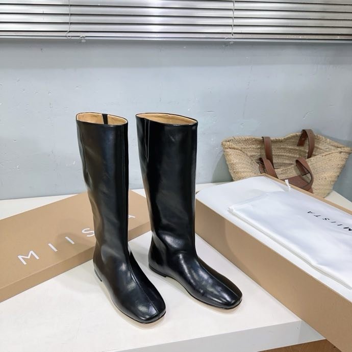 Boots women's фото 5