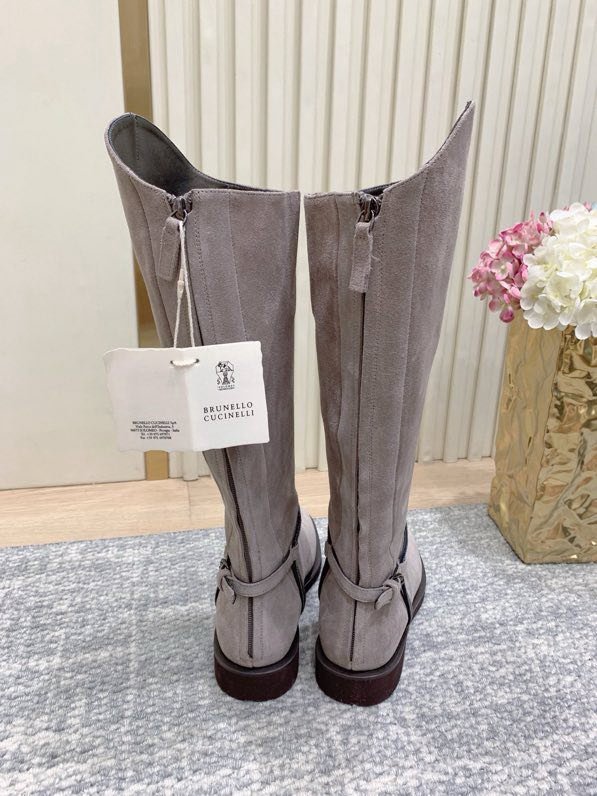 Сапоги женские фото 5