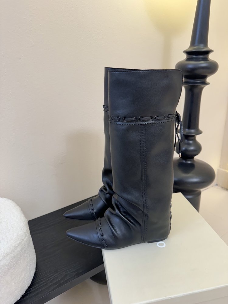 Сапоги женские фото 5