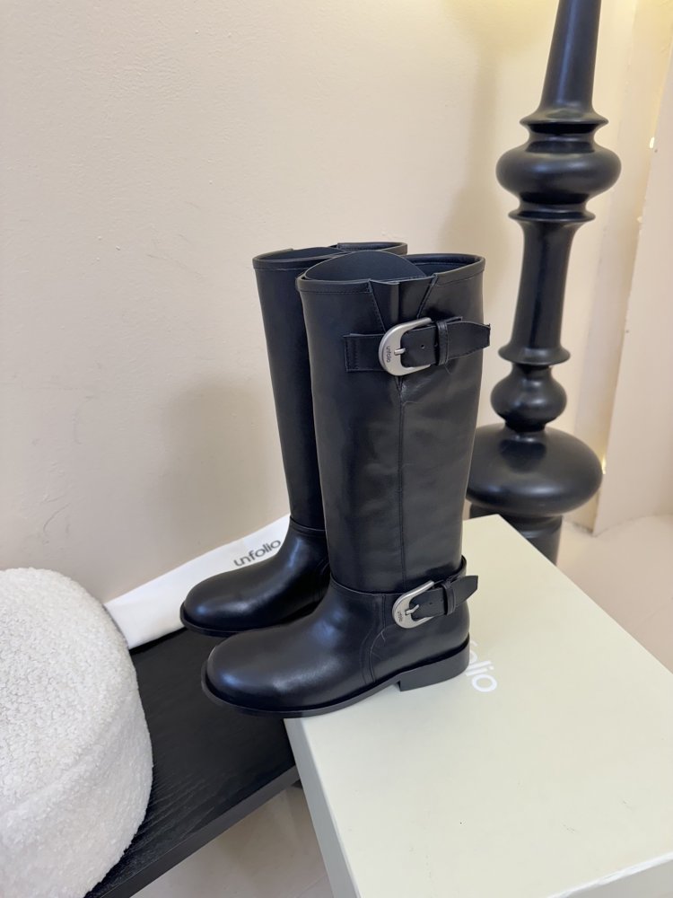 Сапоги женские фото 5