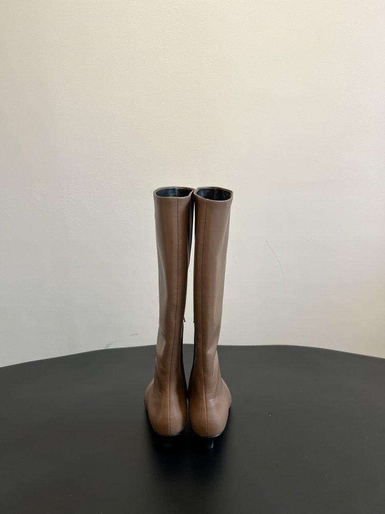 Сапоги женские фото 5