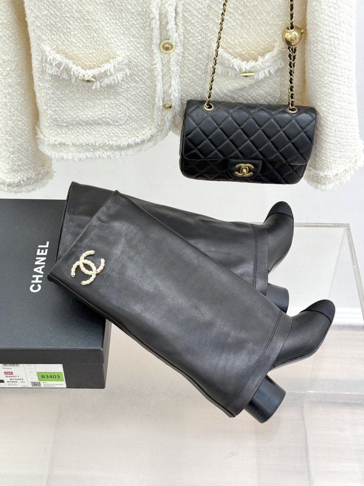 Чоботи жіночі фото 5