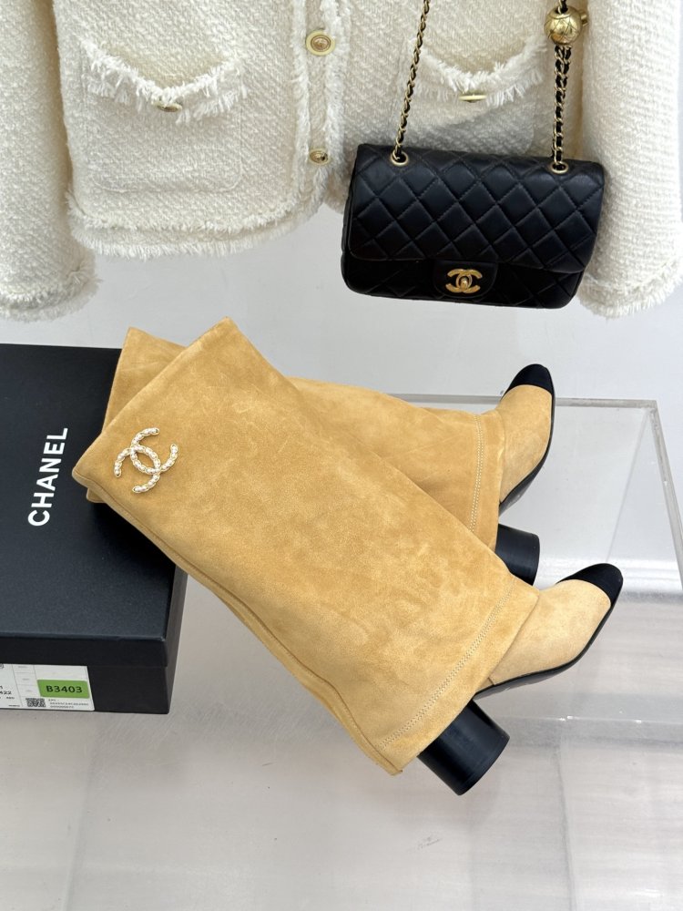 Boots women's фото 5