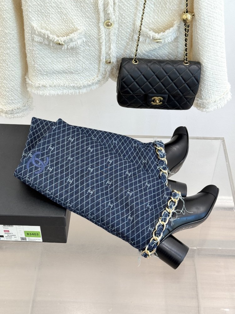 Чоботи жіночі фото 5