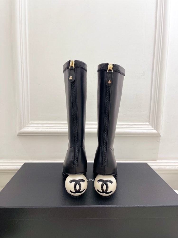 Чоботи жіночі фото 5