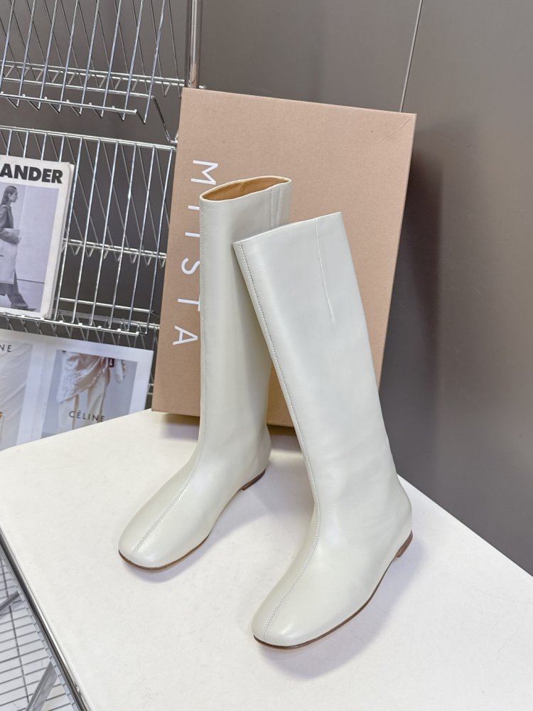 Сапоги женские фото 5