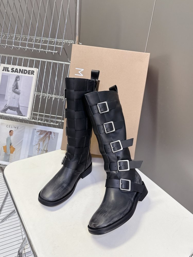 Сапоги женские фото 5