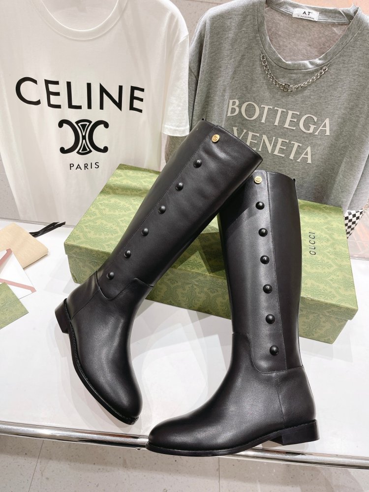 Сапоги женские фото 5