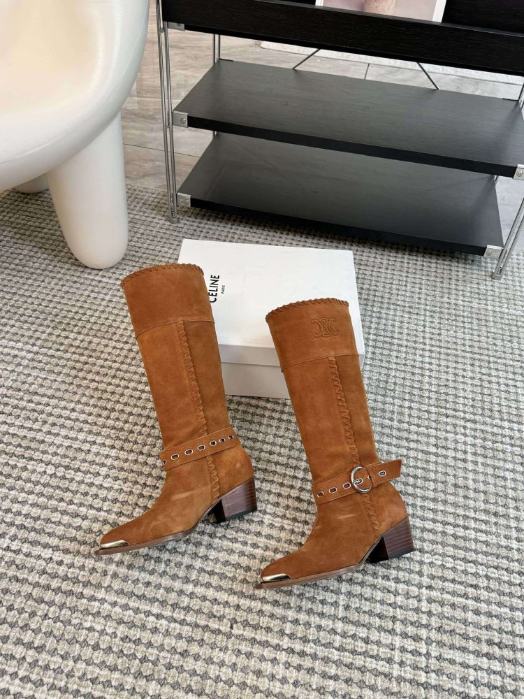 Сапоги женские фото 5