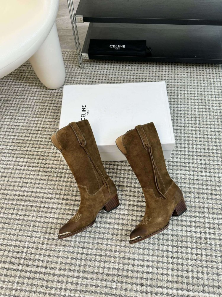 Сапоги женские фото 5