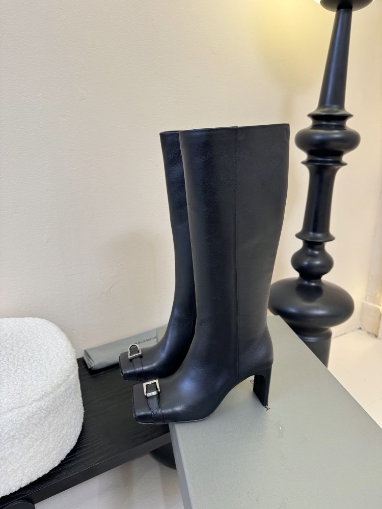 Чоботи жіночі фото 5