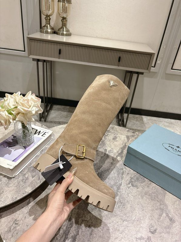 Сапоги женские фото 5