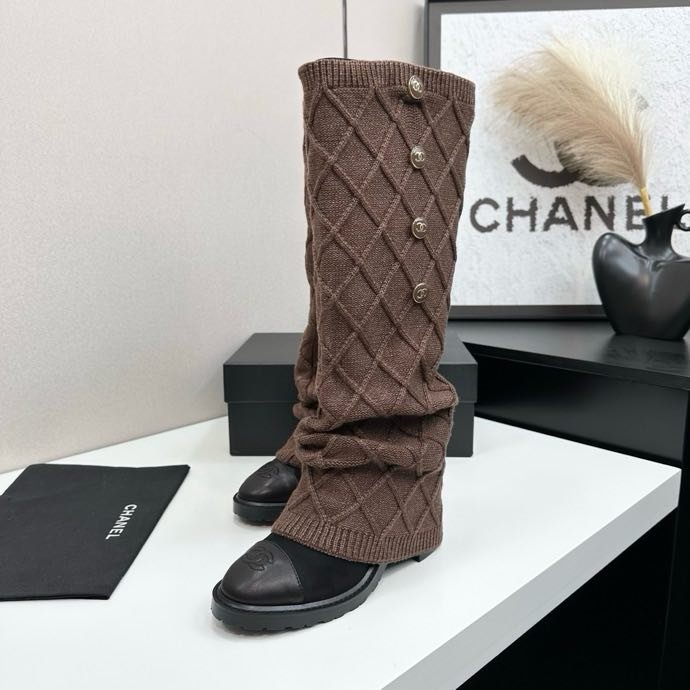 Сапоги женские фото 5