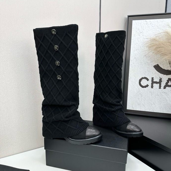 Сапоги женские фото 5