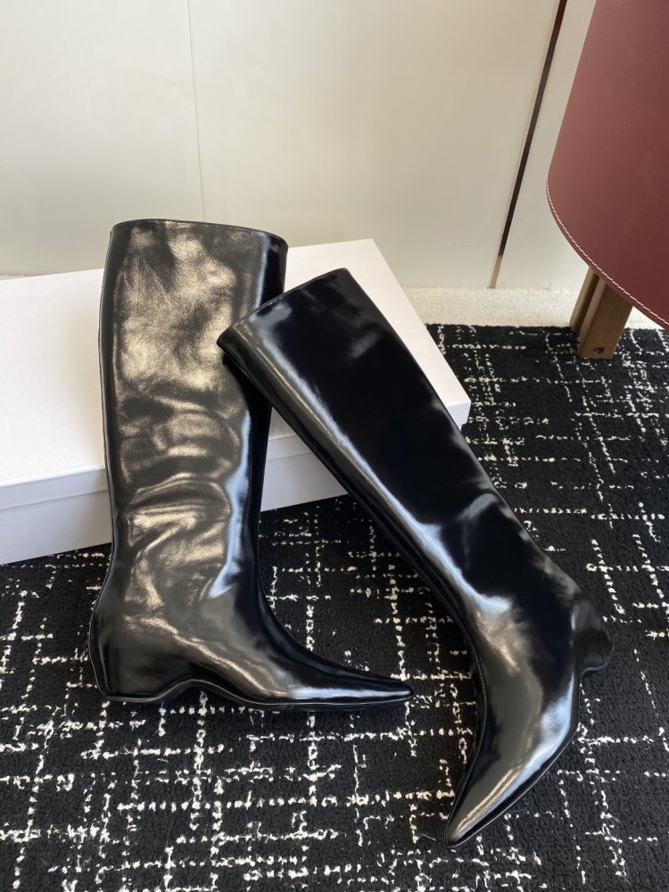 Сапоги женские фото 5