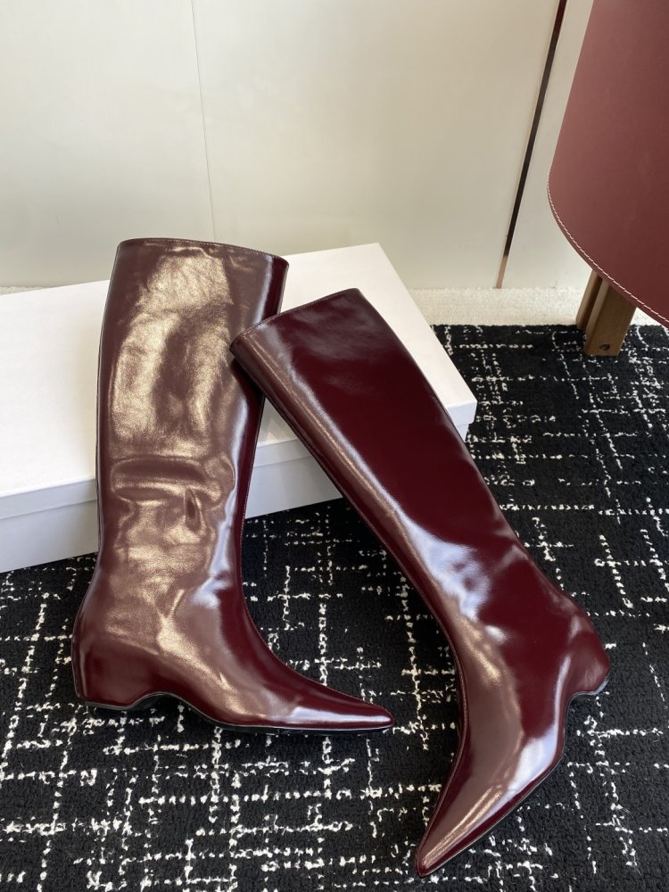 Сапоги женские фото 5