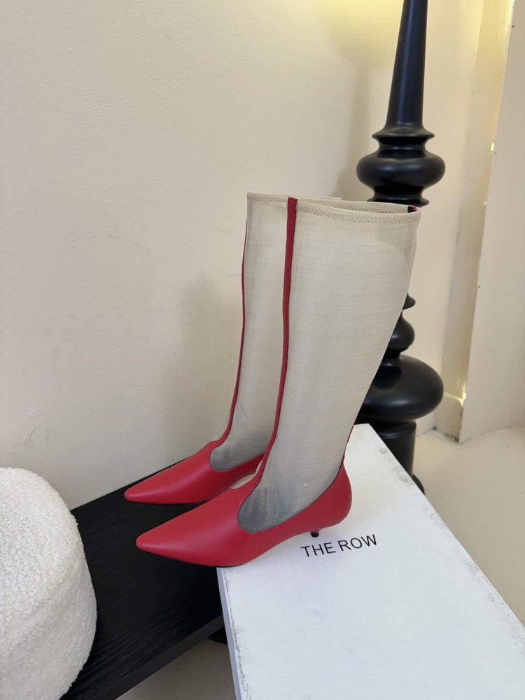 Сапоги женские фото 5