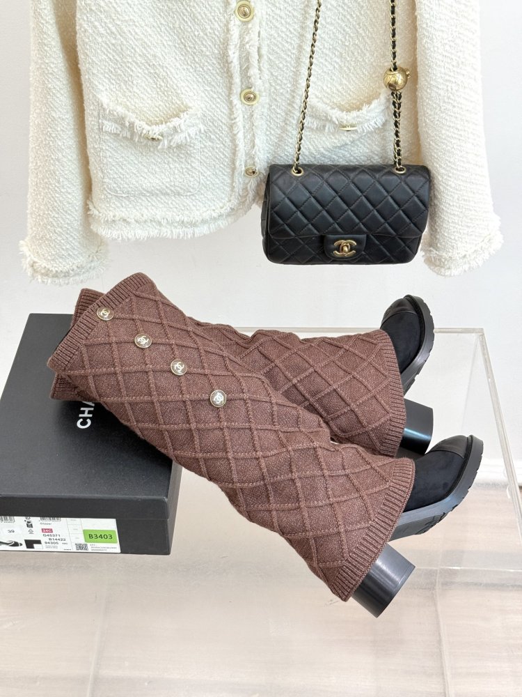 Сапоги женские фото 5