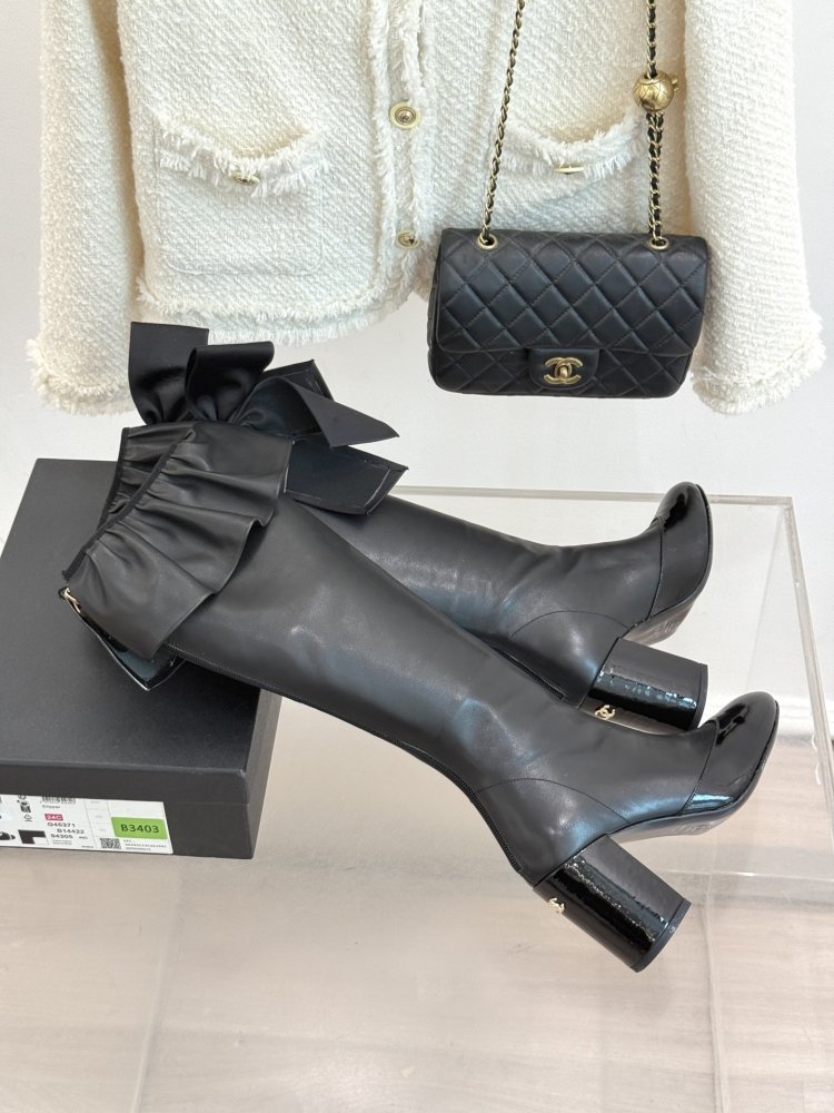 Сапоги женские фото 5