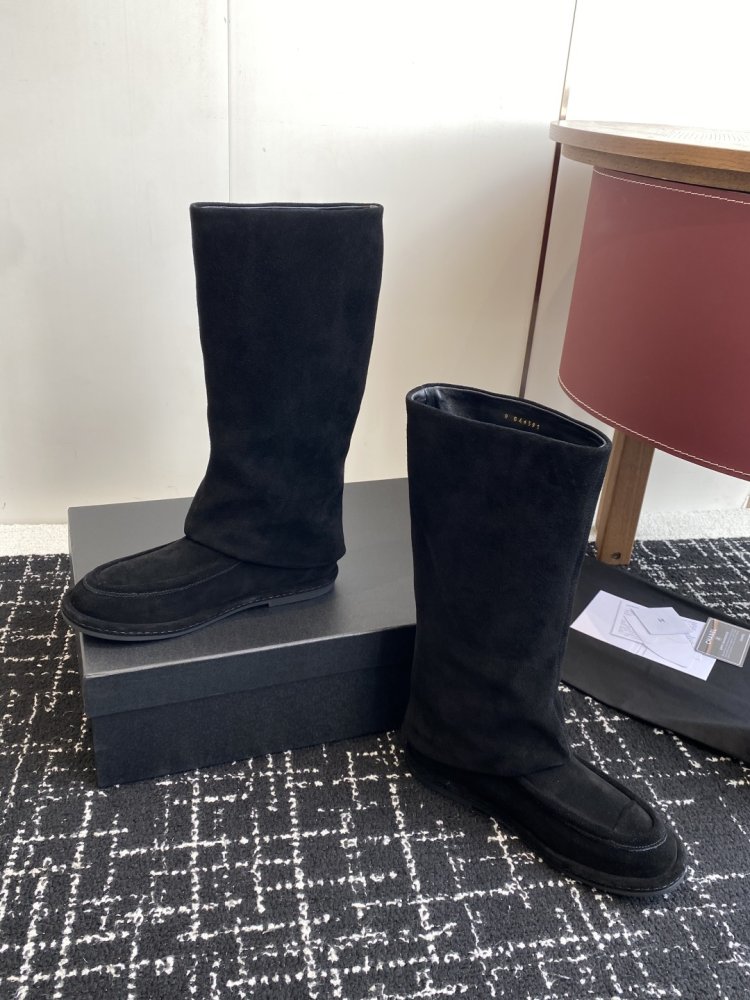 Сапоги женские фото 5