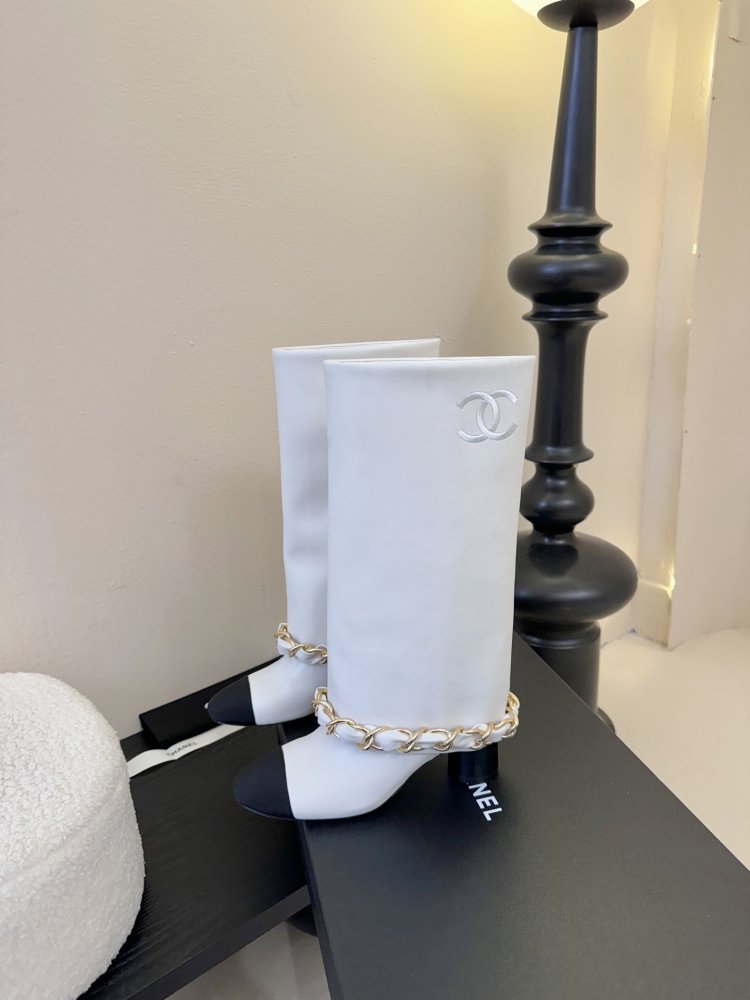 Сапоги женские фото 5