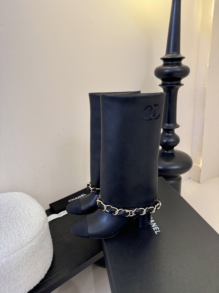 Boots women's фото 5