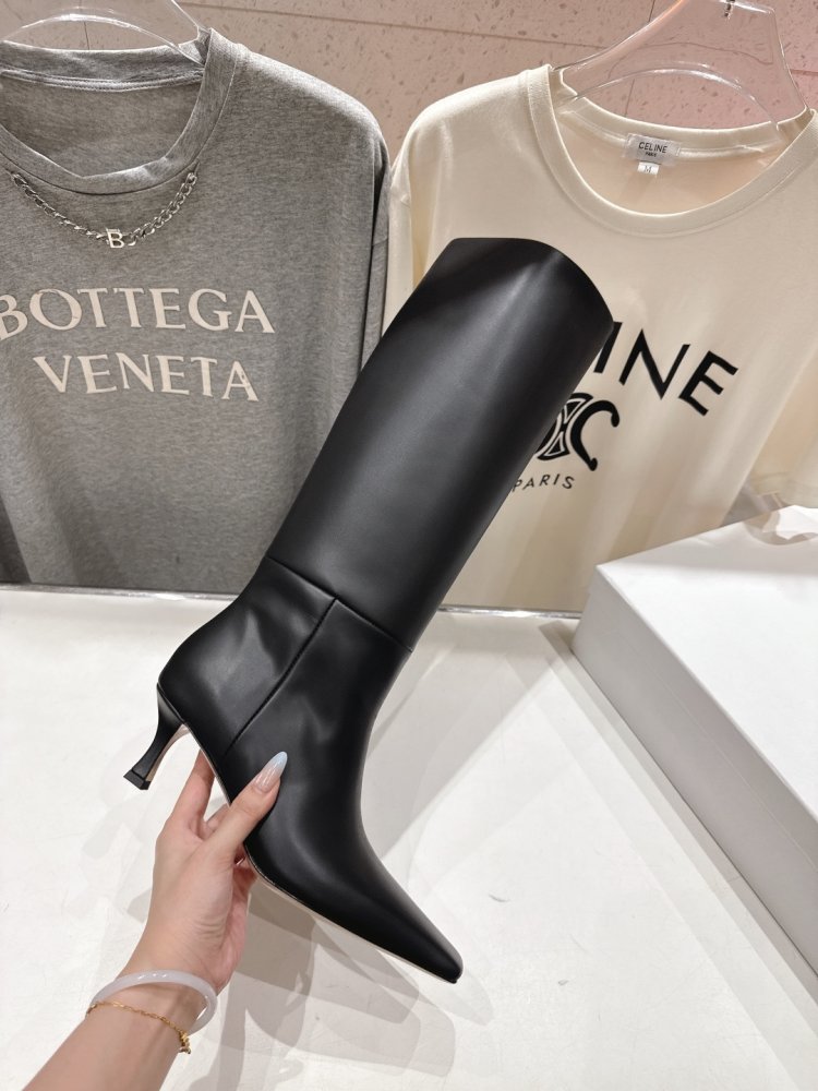 Boots women's фото 5