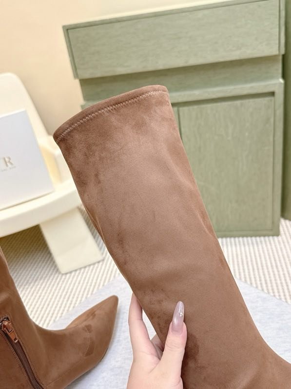 Сапоги женские фото 5