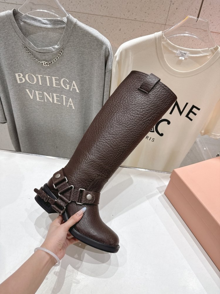 Boots women's фото 5