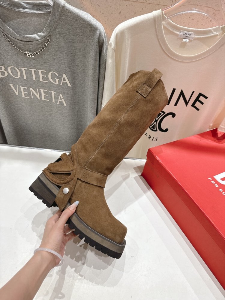 Чоботи жіночі фото 5