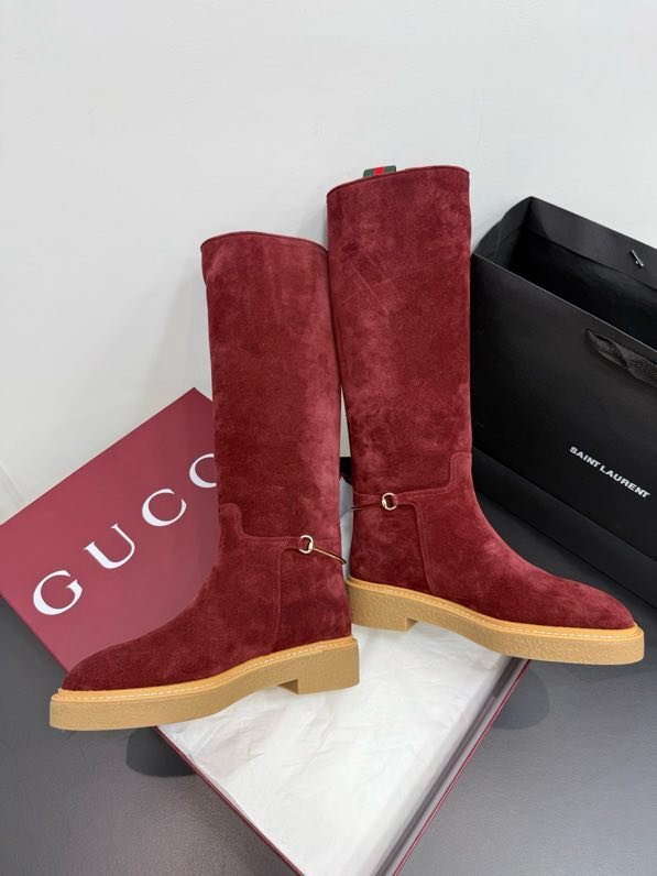 Сапоги женские фото 5